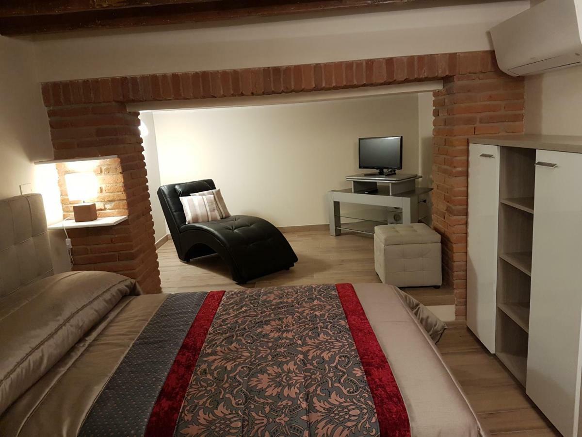 Duomo Luxury Apartment "Palazzo Del Re" Firenze Eksteriør billede