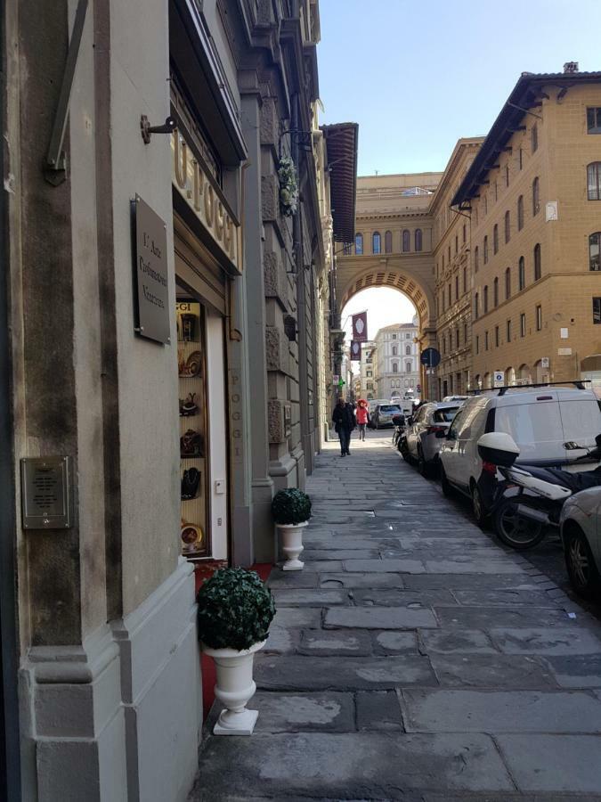 Duomo Luxury Apartment "Palazzo Del Re" Firenze Eksteriør billede
